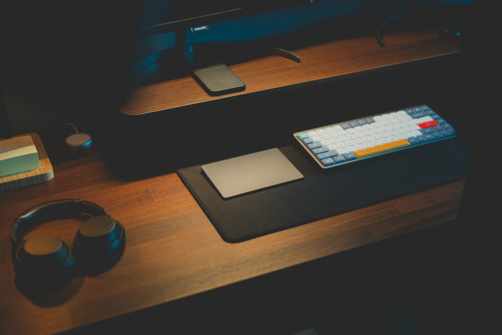 Desk accessories