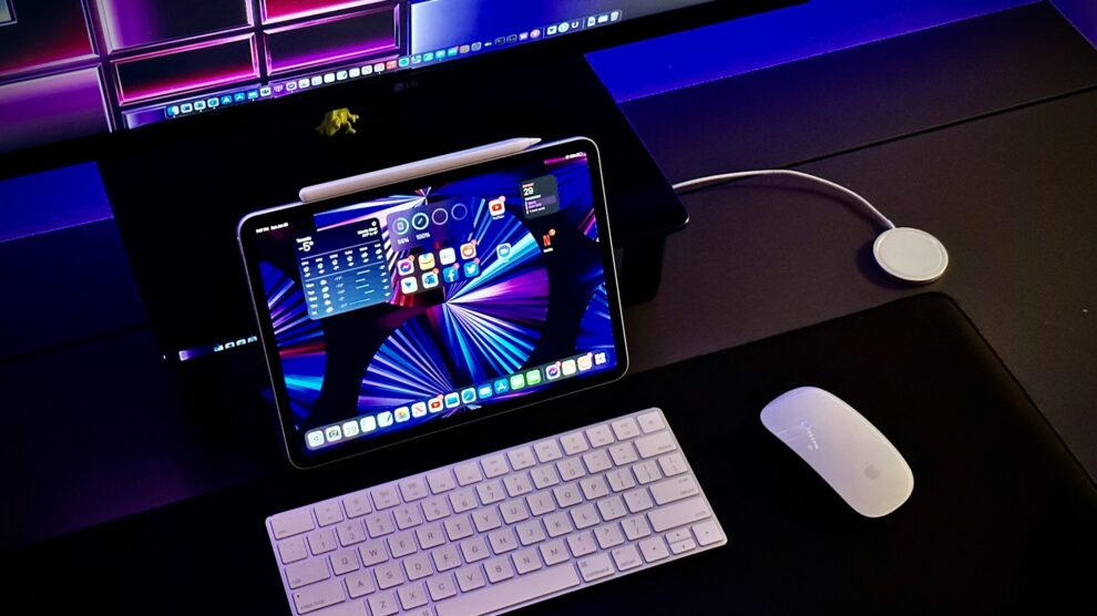 Desk accessories